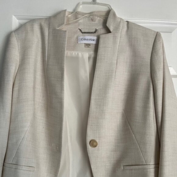 Calvin Klein Two-Piece Suit Set | Color: Cream | Size: 14 - Picture 2 of 8